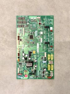 Elektronische controller Belangrijkste PUHZ-RP35/50/60/71VHA