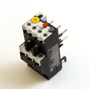 Overstroomrelais ZB32-16