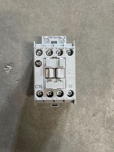 068. Schakelaar 16a